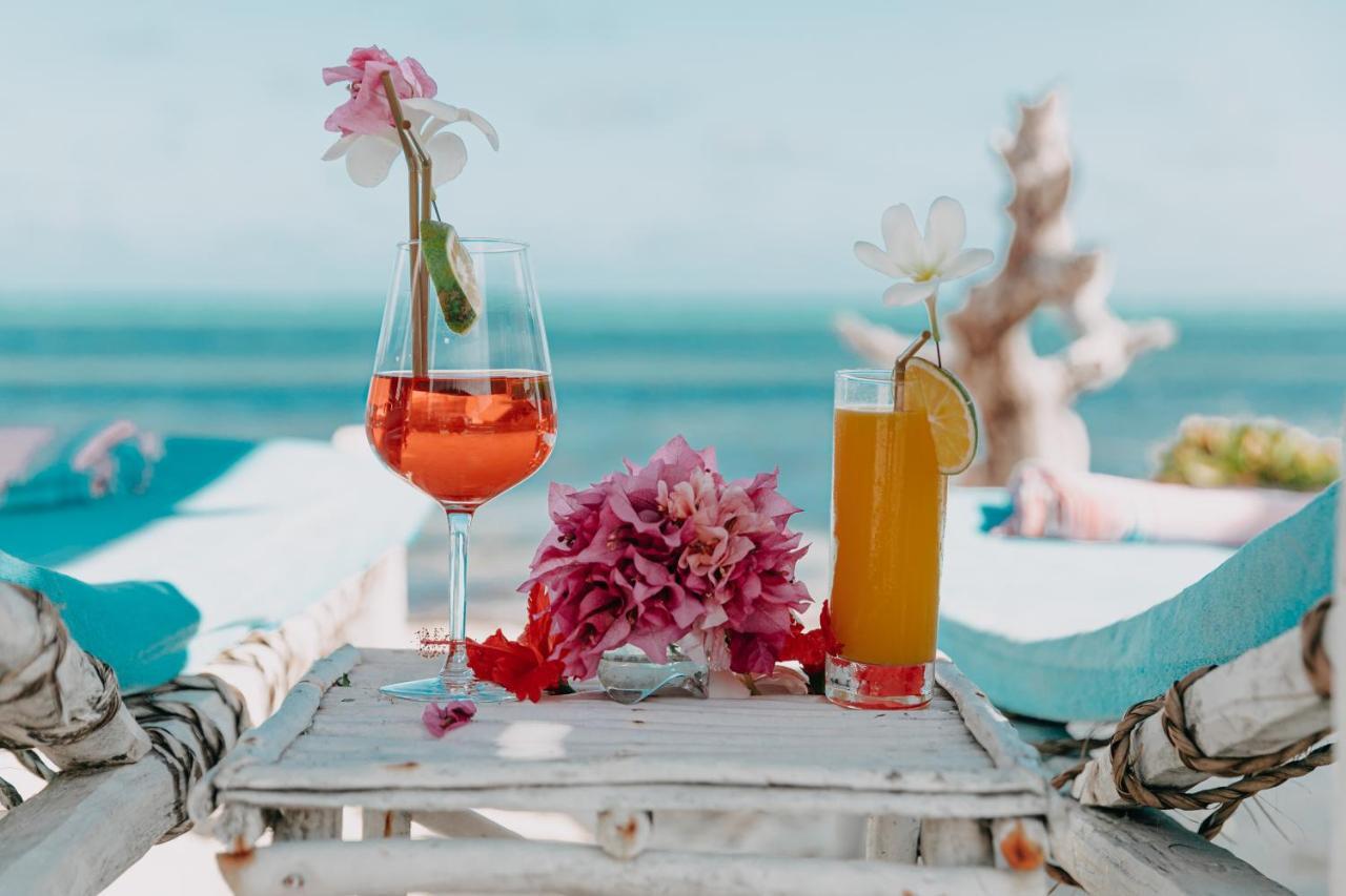 Malaika Beach Villas Malindi Exteriör bild